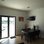 Casa Ceedina & Beauty Alojamento de Acomodação e Pequeno-almoço