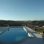 Alojamento de Acomodação e Pequeno-almoço Casa Ceedina & Beauty Batalha