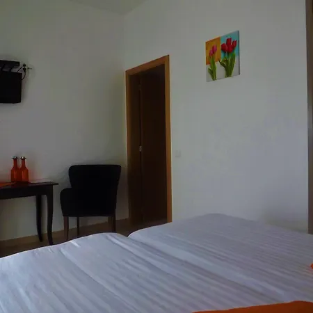 לינה וארוחת בוקר Casa Ceedina & Beauty 4*