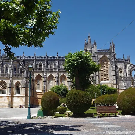 Alojamento de Acomodação e Pequeno-almoço Casa Ceedina & Beauty