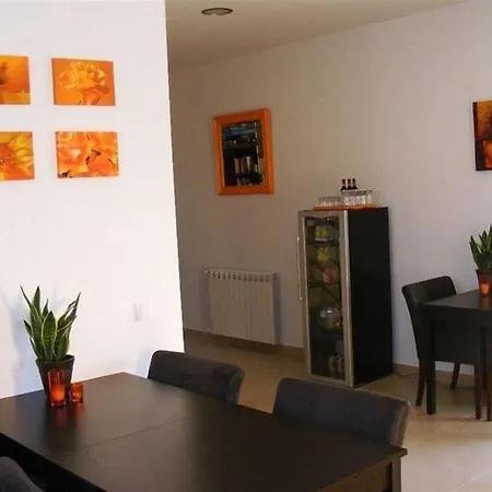 Casa Ceedina & Beauty Alojamento de Acomodação e Pequeno-almoço 4*