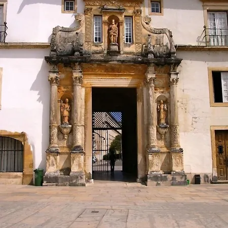 Casa Serra Larga B&B Batalha 4*