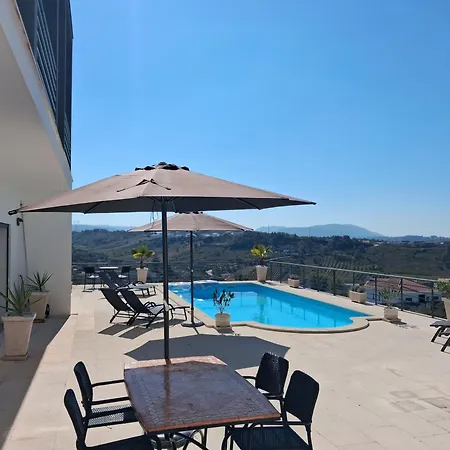 Couette-café Casa Serra Larga 4*