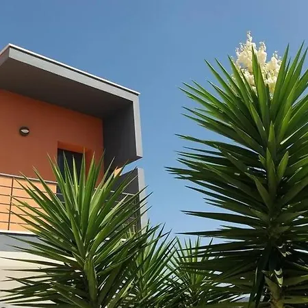 Casa Ceedina & Beauty Alojamento de Acomodação e Pequeno-almoço 4*