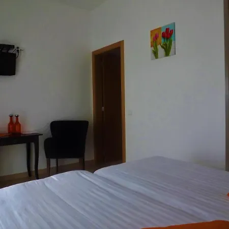 Bed and breakfast Casa Ceedina & Beauty Batalha